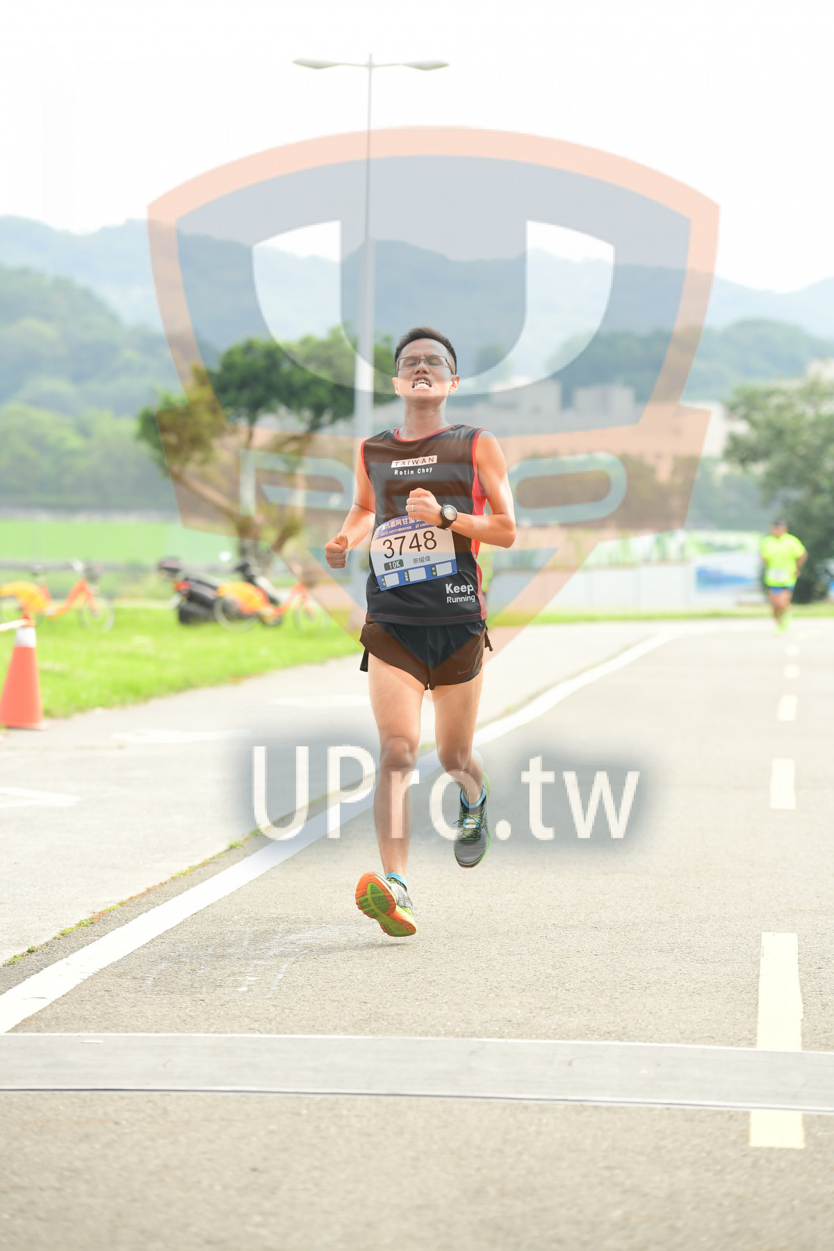 Ratin Choy,3748,Keep,Running|終點1|中年人