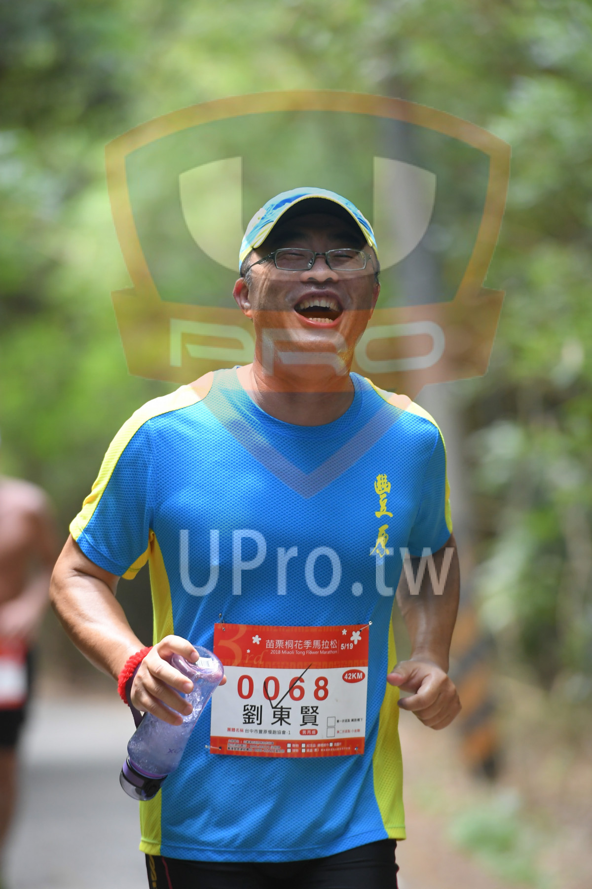 ,*5/19,2018 Miaali Tong Fidwer Marathon,42KM,006 8,,,an|綠色隧道5|中年人