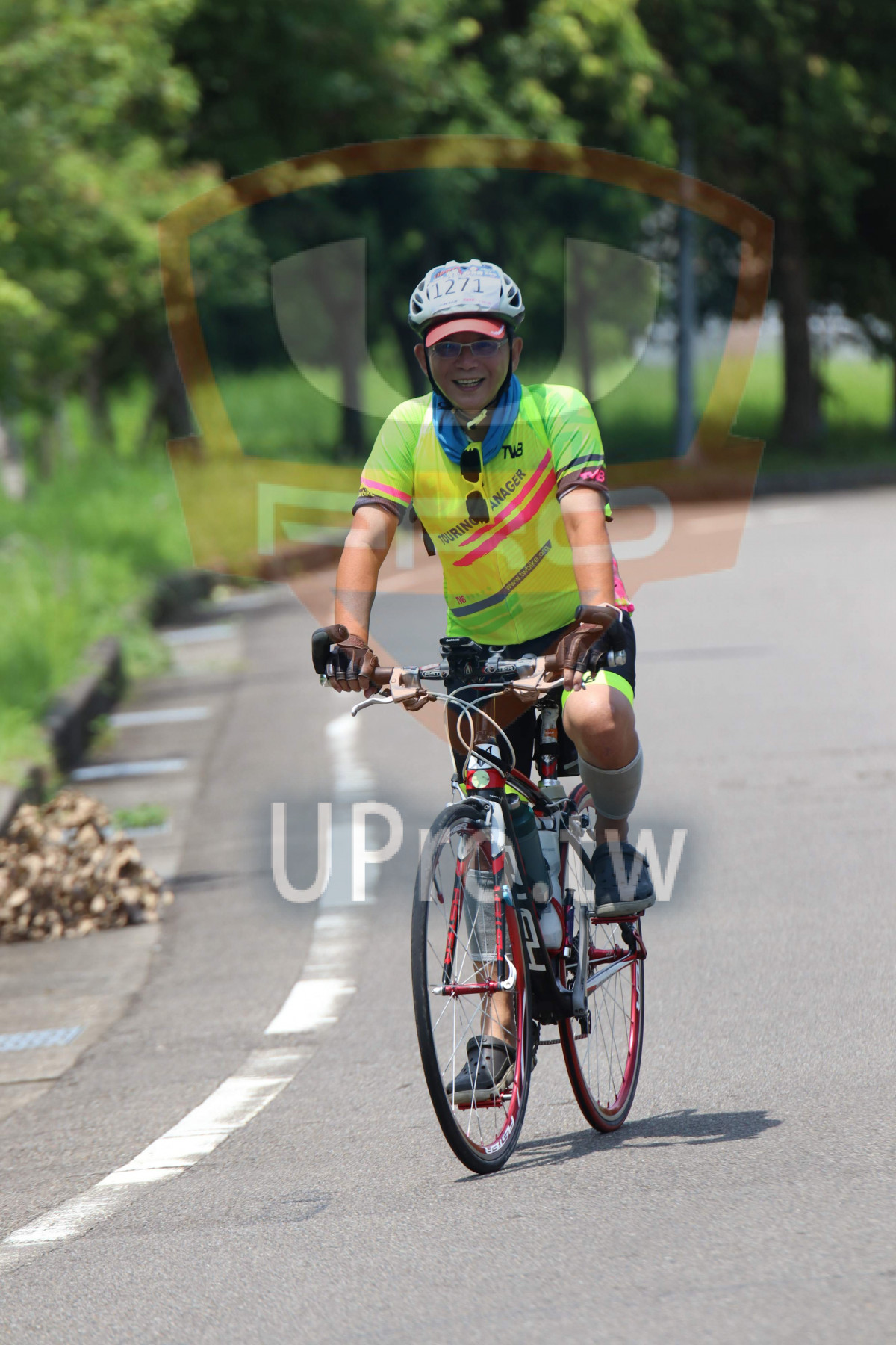 IZZA,TWS,TOURING ANAGER|