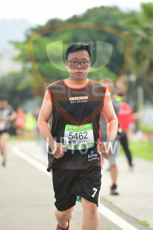 終點1(中年人)：TAIW A N,WEI CHIANG,第九屆阿甘盃公益路跑,5462,徐偉強,Keep,Running