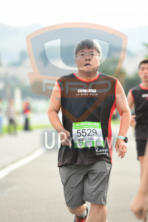 終點1(中年人)：TAIW AN,LU MING HSIEN,第九届阿甘盃公益路跑,5529,5K,呂明先,完,Keep,Runnin