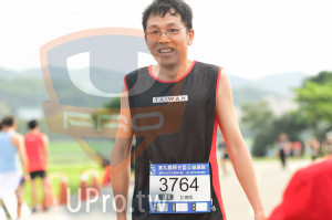 終點2(中年人)：TAIWAN,第九屆阿甘盃公益路跑,3764,10K,彭傳凱