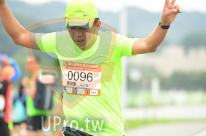 終點4(中年人)：第九屆阿甘盃公益路跑,0096,21K,吳乙男