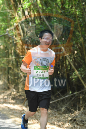 綠色隧道2(中年人)：苗栗桐花季馬拉松 gris,518,2240ap,李威萱
