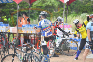 ()：BIKE,Leisurely and Carese,頂好