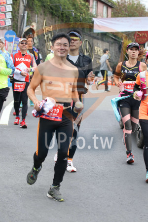 ()：JAGUAR,Runner,0452,05213,219,張錦州