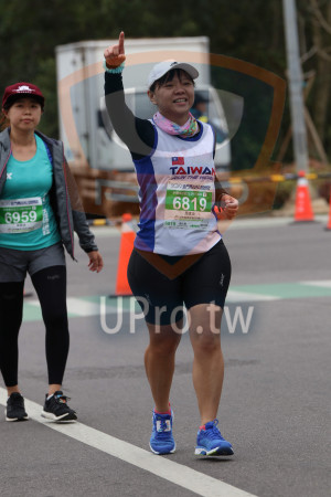 ()：TAIW,2C19金門馬拉松設AIA,半程馬拉松21.0975 KM,6819,扃家任,959