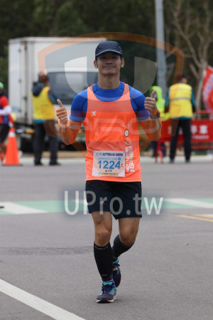 ()：SE,2019金門馬拉松,全程馬拉松42.195KM,1224,黃天奕