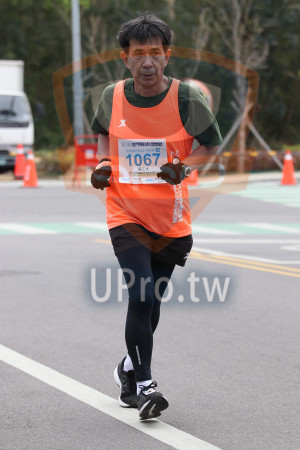 ()：2Oi9金門馬拉松,全程馬拉松42.195KM,1067,黃江水