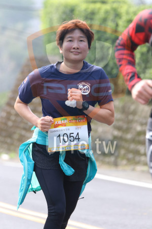 ()：BALL,峨眉鄉半厘馬拉松,11KM健跑組女生組,吳佳文,1054