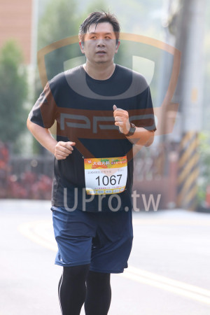 ()：11KM健跑組男生組,李炳文,1067
