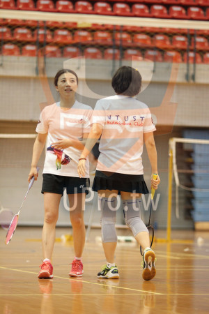 ()：Badminton Club