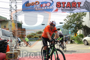 ()：UPROO,START,Cyclng Around Taivan 100K,行車系列賽,2013,HARKA